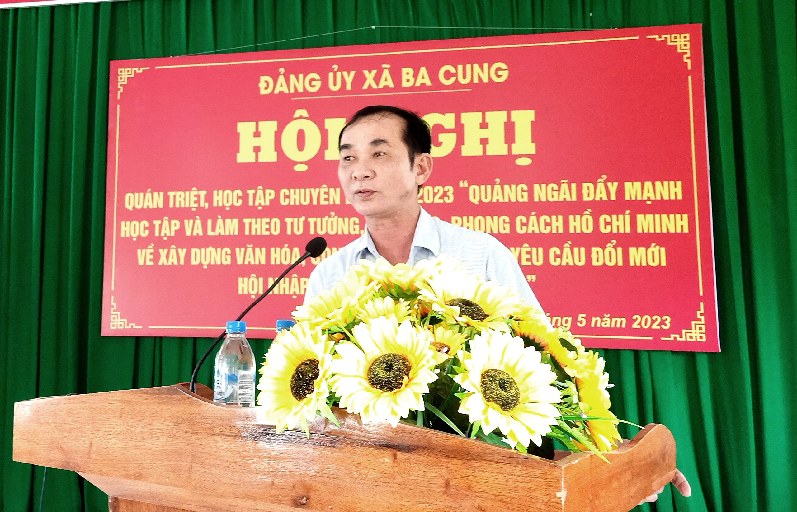 Đảng ủy xã Ba Cung tổ chức hội nghị quán triệt chuyên đề năm 2023 về học tập và làm theo tư tưởng, đạo đức, phong cách Hồ Chí Minh