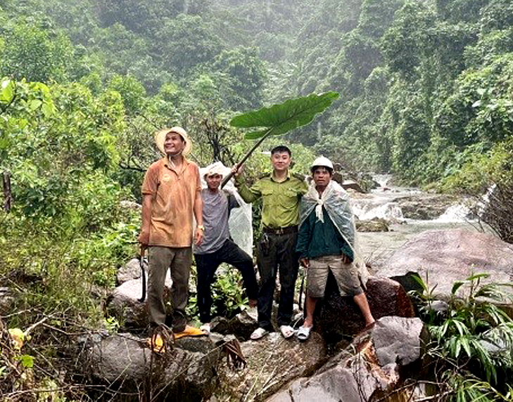 Ba Cung: Kiểm tra, nghiệm thu kết quả thực hiện công tác bảo vệ rừng của Cộng đồng dân cư thôn được giao rừng trên địa bàn